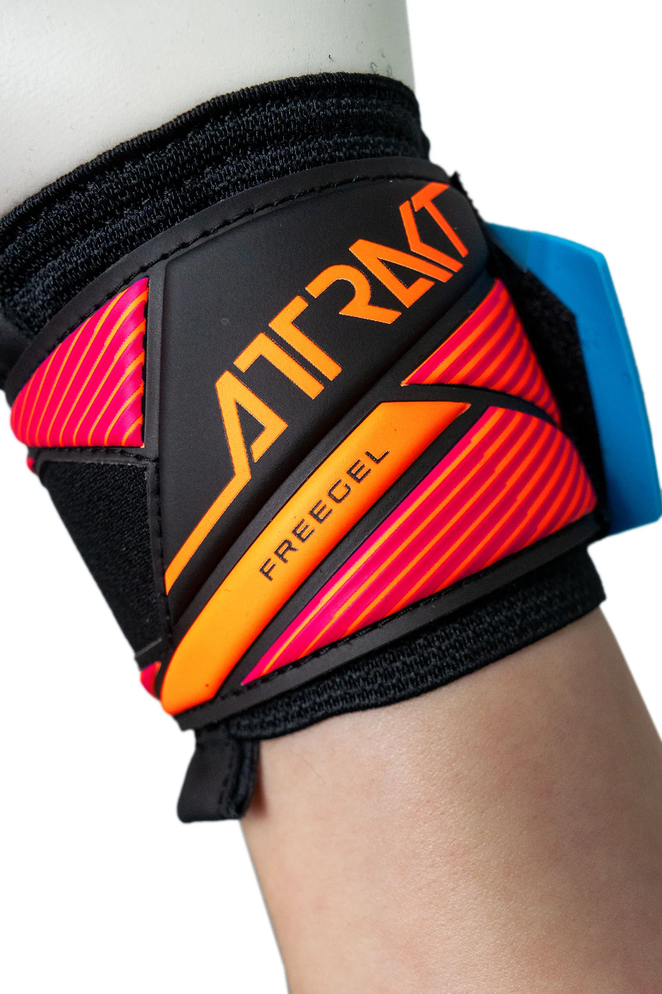 Attrakt Freegel Advance (56702357090) - Image 8