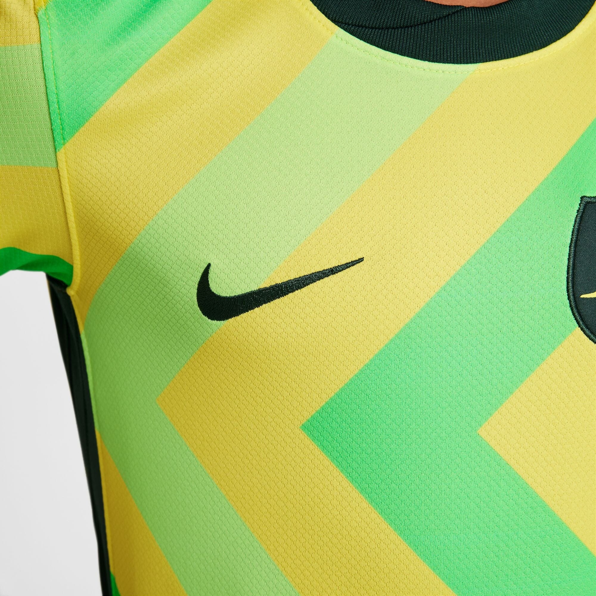 Australia 25/26 Home Youth Jersey (FQ8841-710) - Image 6