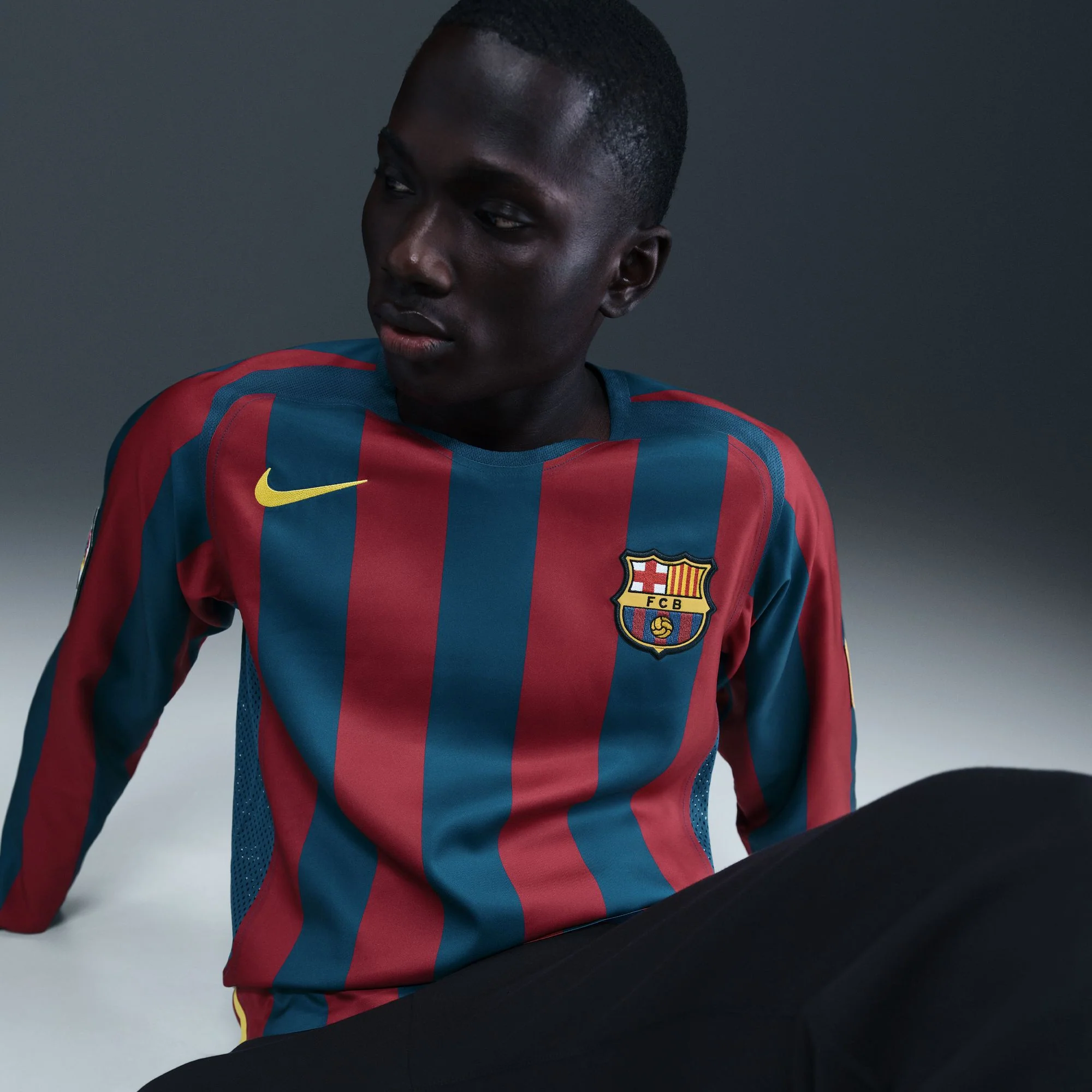 Barcelona 2005/2006 Home Long Sleeve Jersey - Special Edition (HQ1461-471) - Image 3