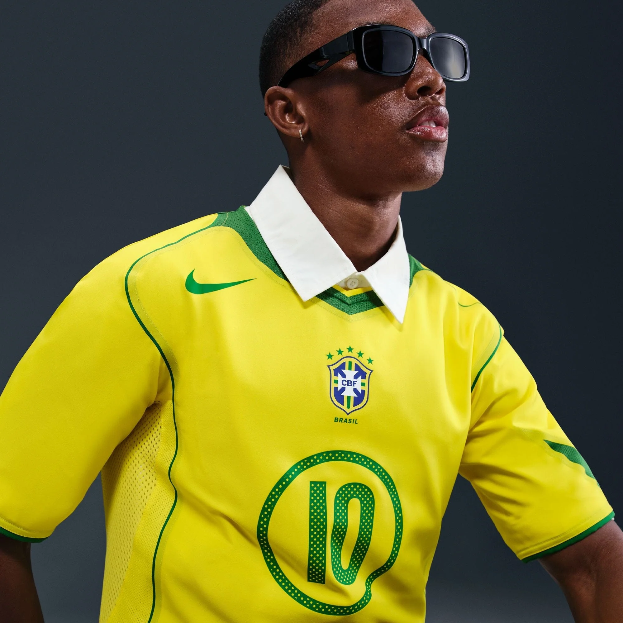 Brazil 2004 Total 90 Reissue Jersey #Ronaldinho10 (IF2941-731) - Image 6
