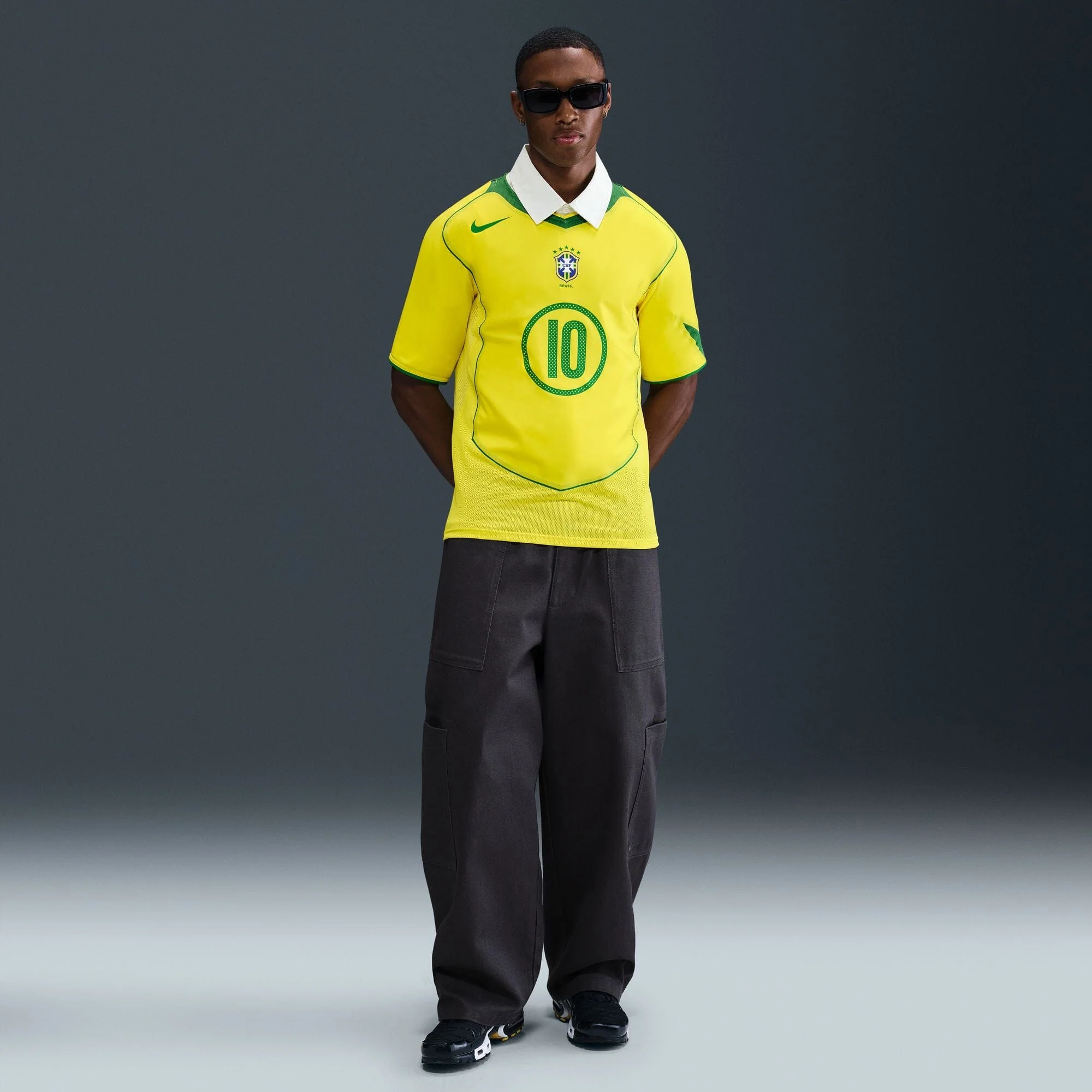 Brazil 2004 Total 90 Reissue Jersey #Ronaldinho10 (IF2941-731) - Image 7