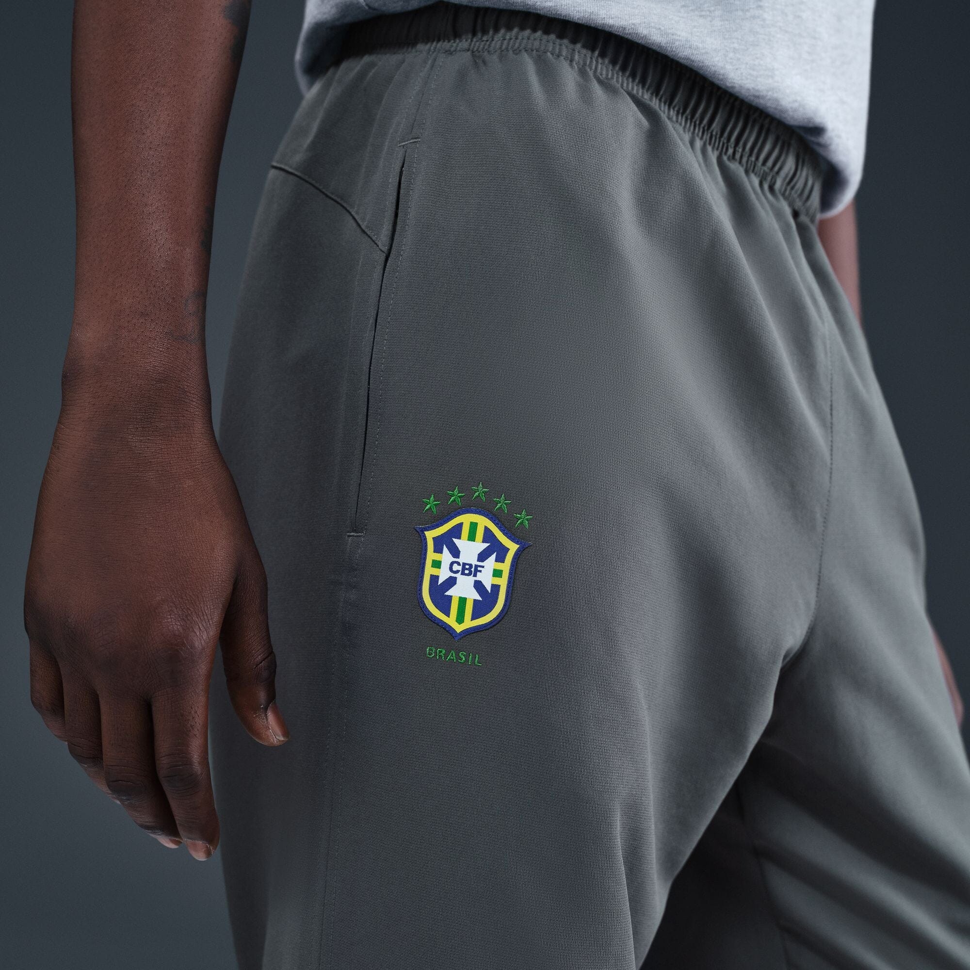 Brazil 2004 Total 90 Reissue Track Pants (HV4431-021) - Image 4