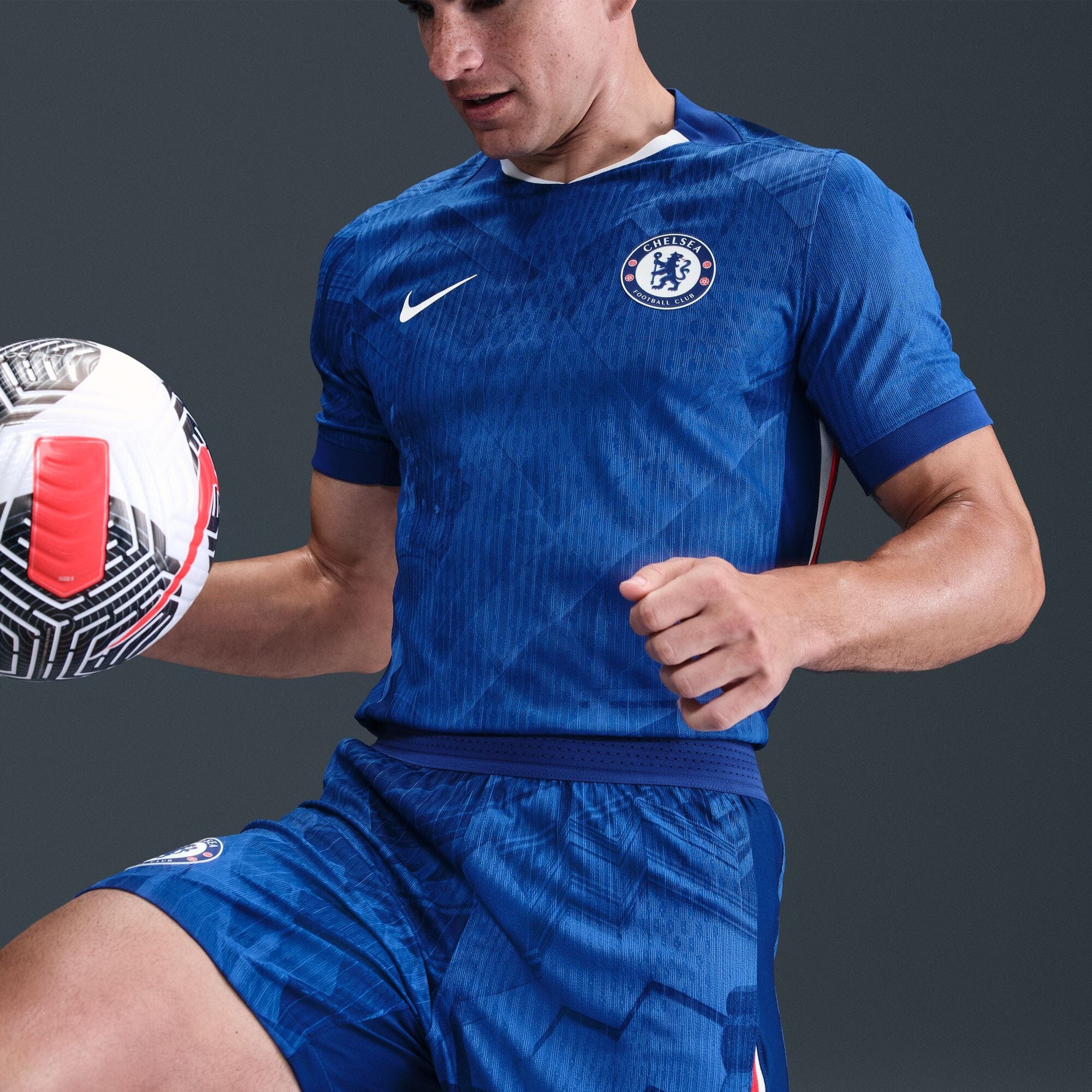 Chelsea FC 25/26 Match Home Jersey (HJ4543-496) - Image 9