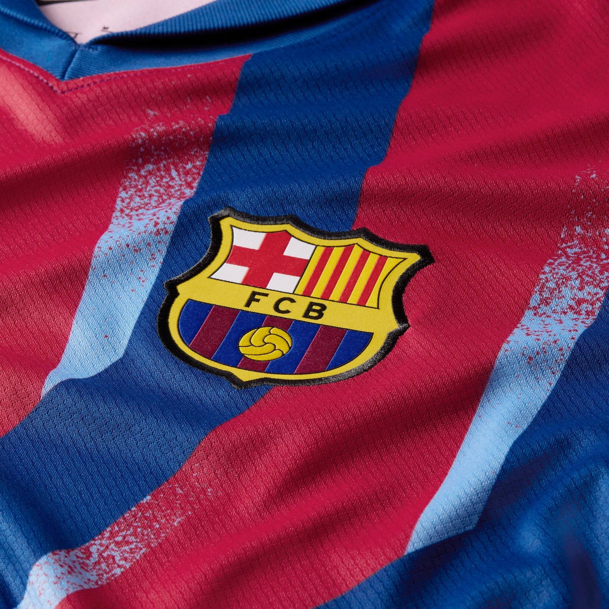 FC Barcelona 25/26 Fourth Jersey (FZ1304-432) - Image 4