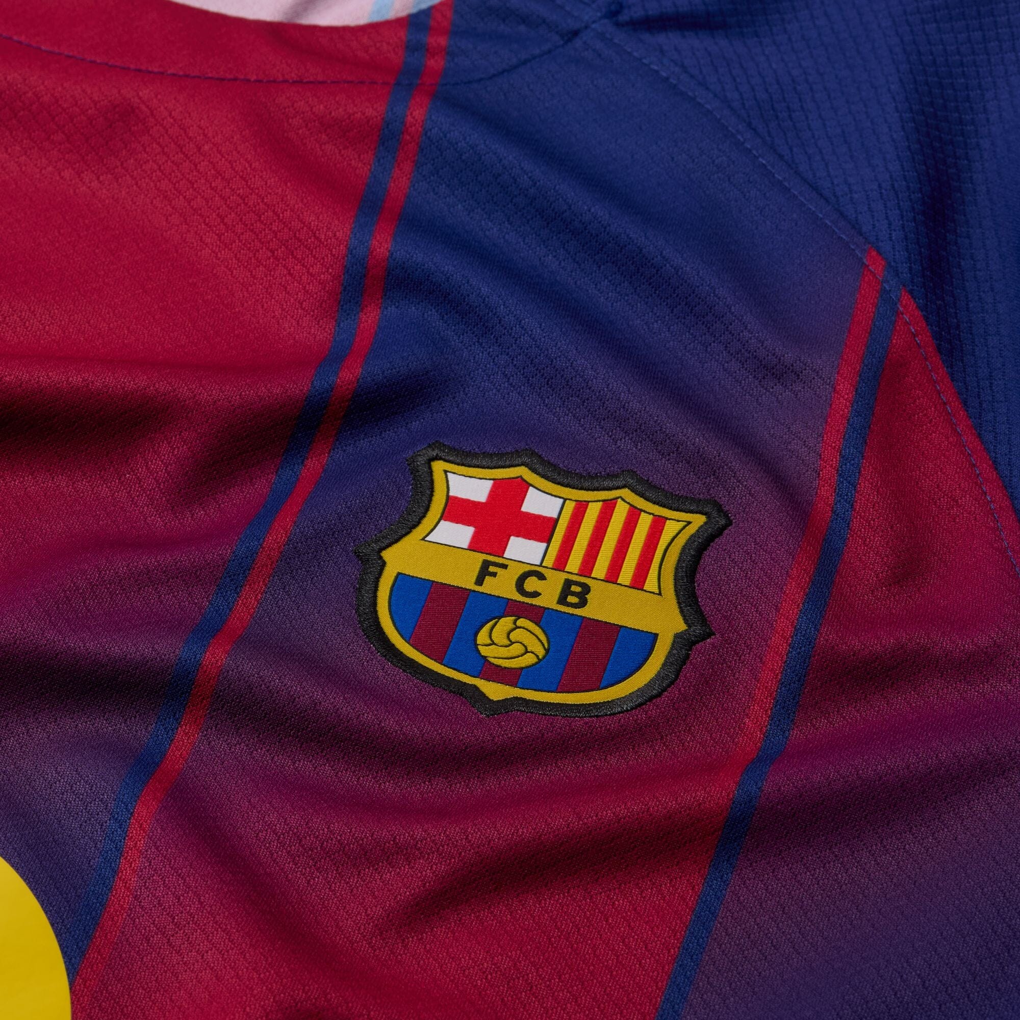 FC Barcelona 25/26 Home Women's Jersey (HJ5095-456) - Image 3