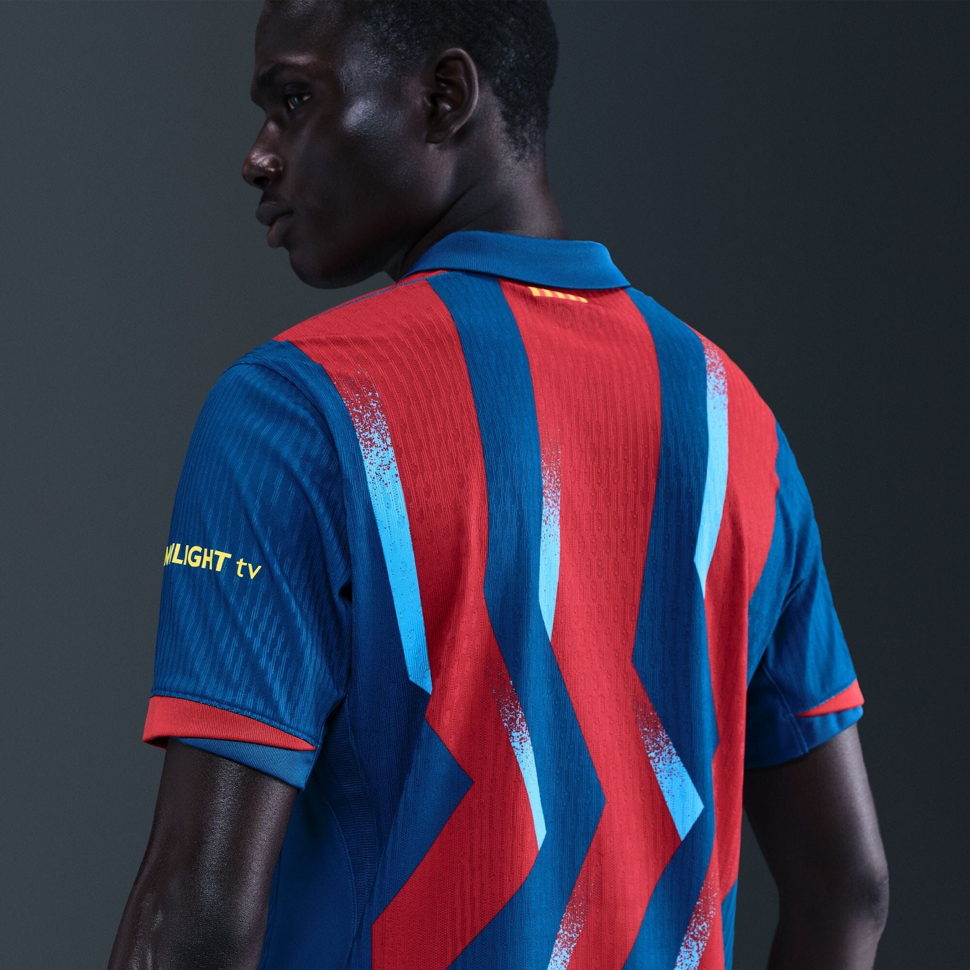 FC Barcelona 25/26 Match Fourth Jersey (FZ1311-432) - Image 12