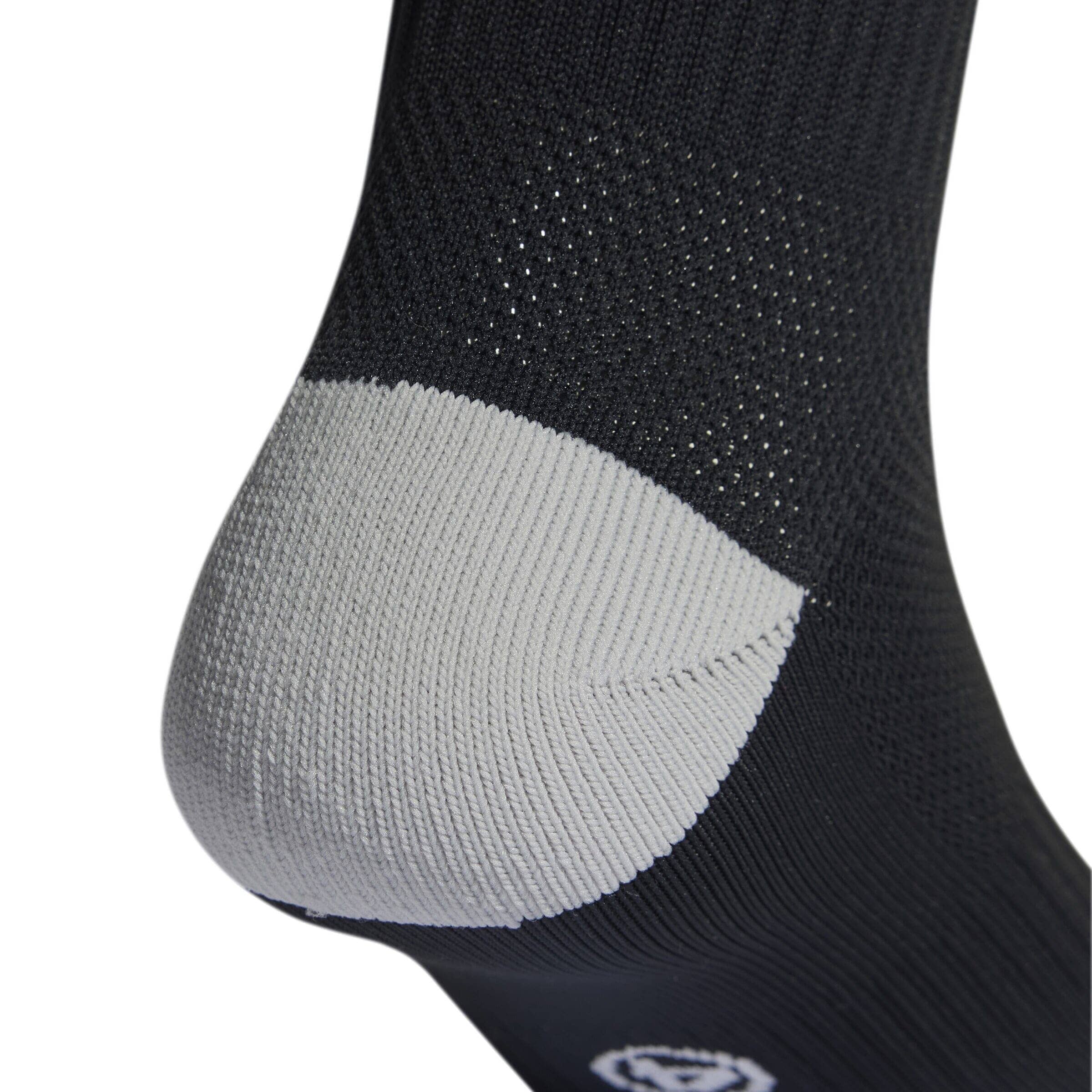 GOLD COAST UNITED Training Sock Milano 23 Socks (HT6538) - Image 3
