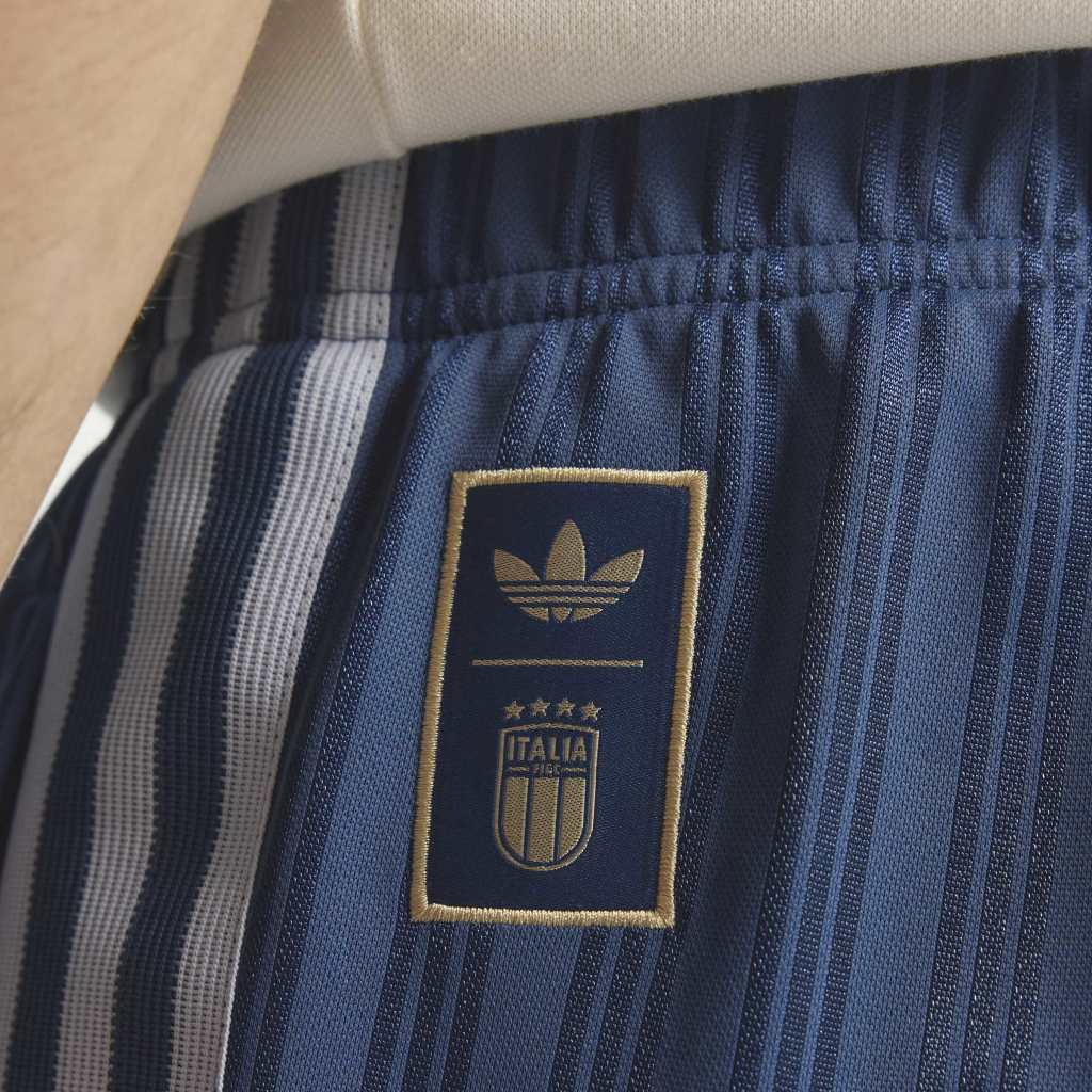 Italy Originals Shorts (JY9625) - Image 6