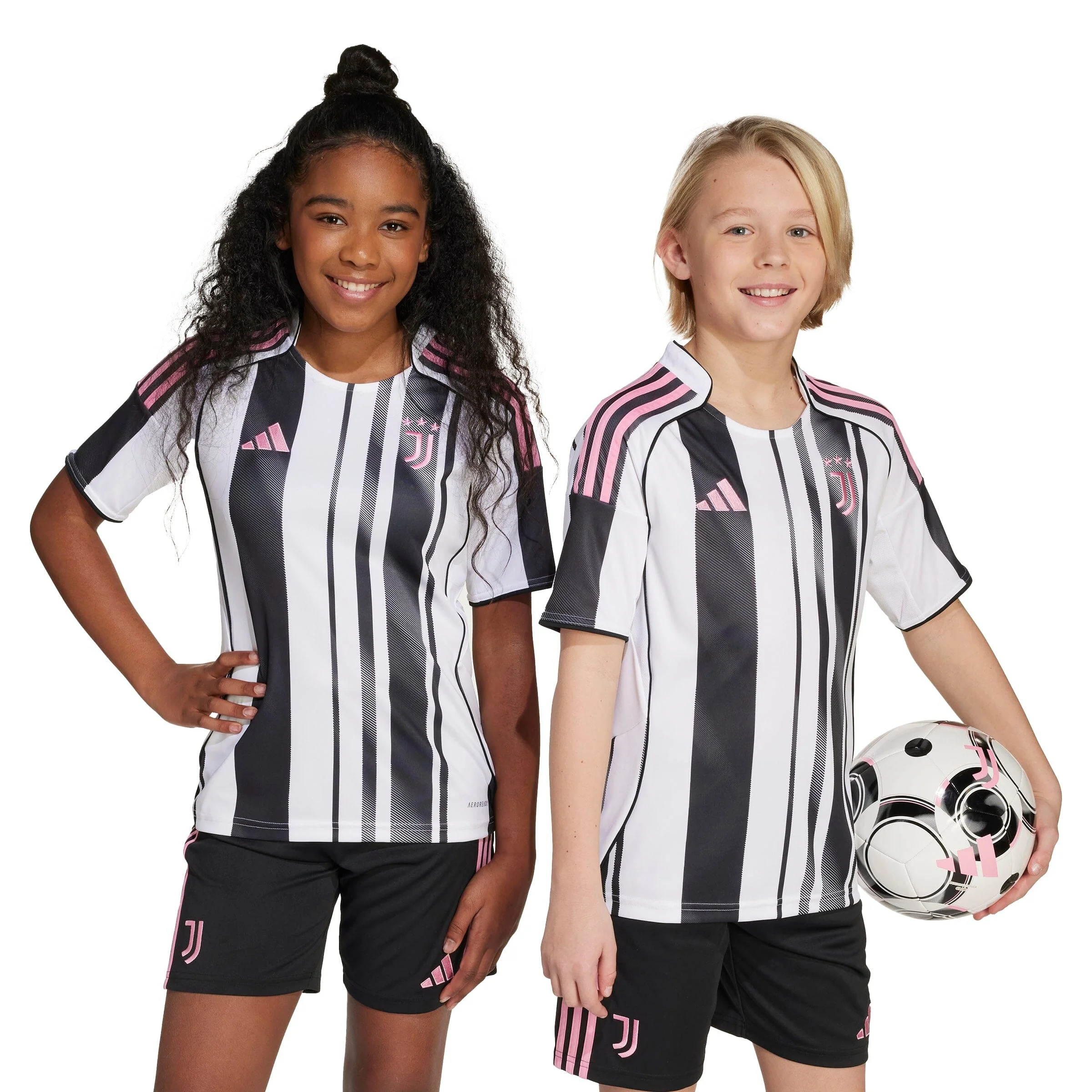 Juventus 25/26 Home Youth Jersey (JN5237) - Image 3