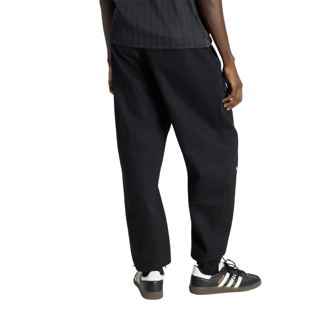 Liverpool 1995 Retro Track Pants (KA8095) - Image 3