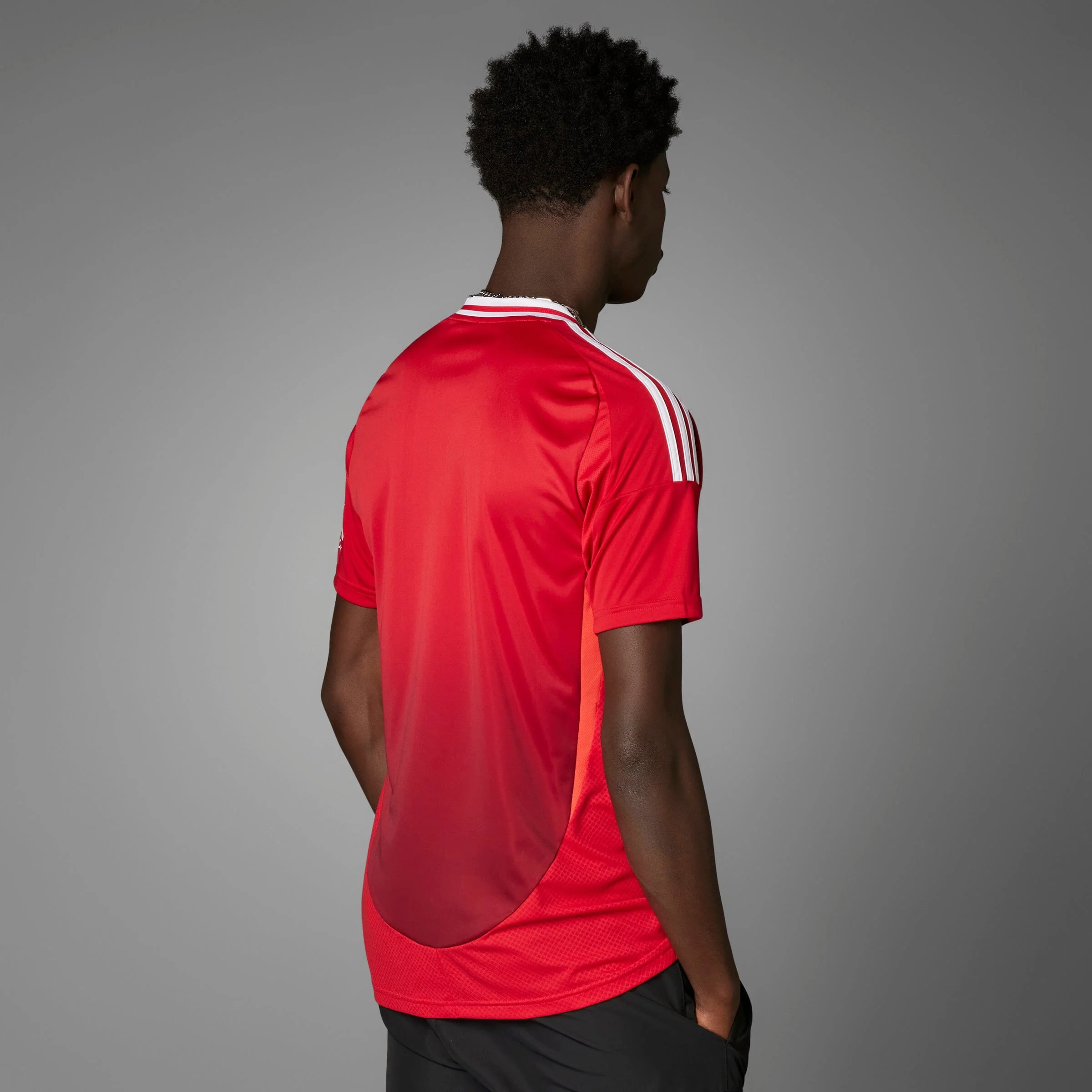 Manchester United 24/25 Home Jersey (IU1397) - Image 14