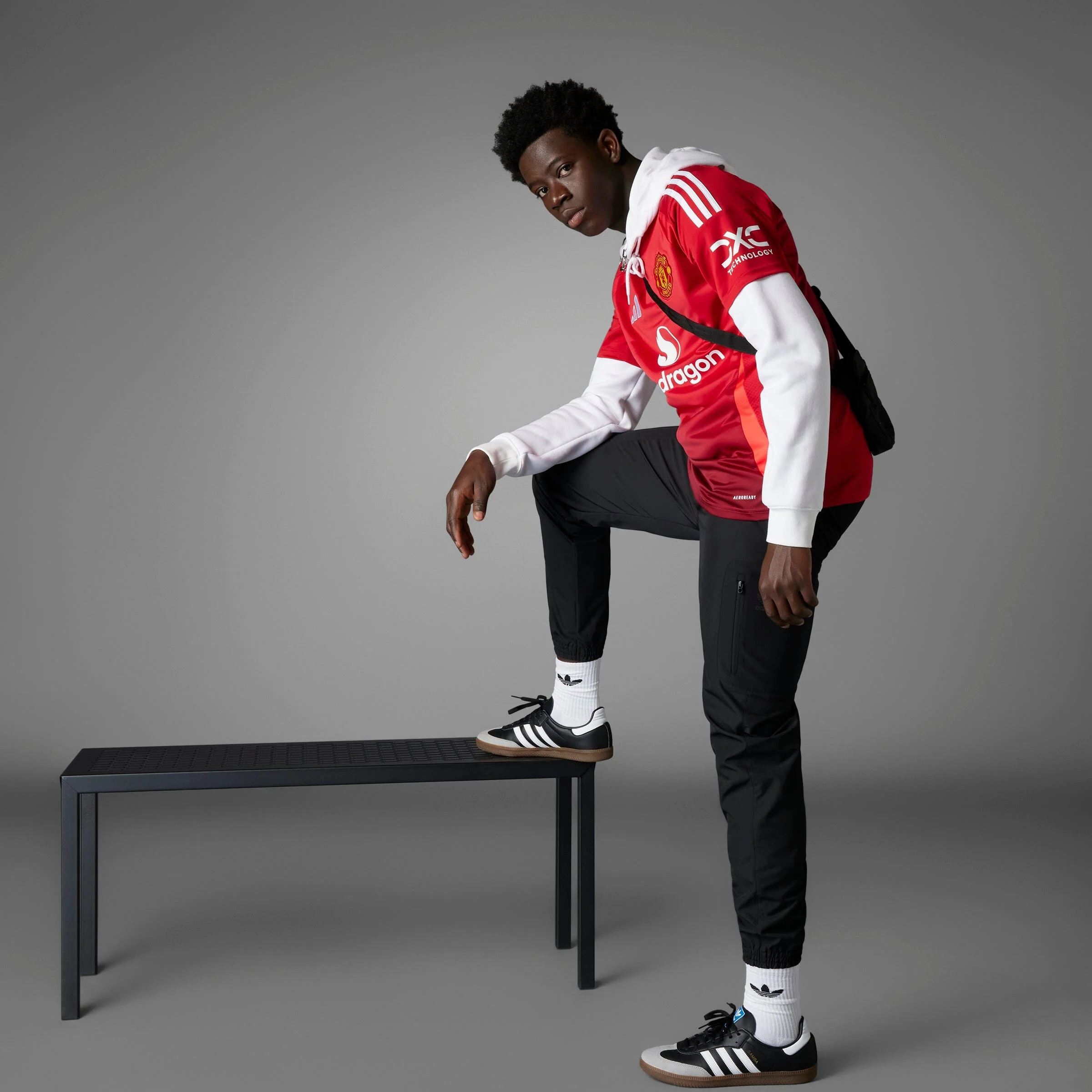 Manchester United 24/25 Home Jersey (IU1397) - Image 8