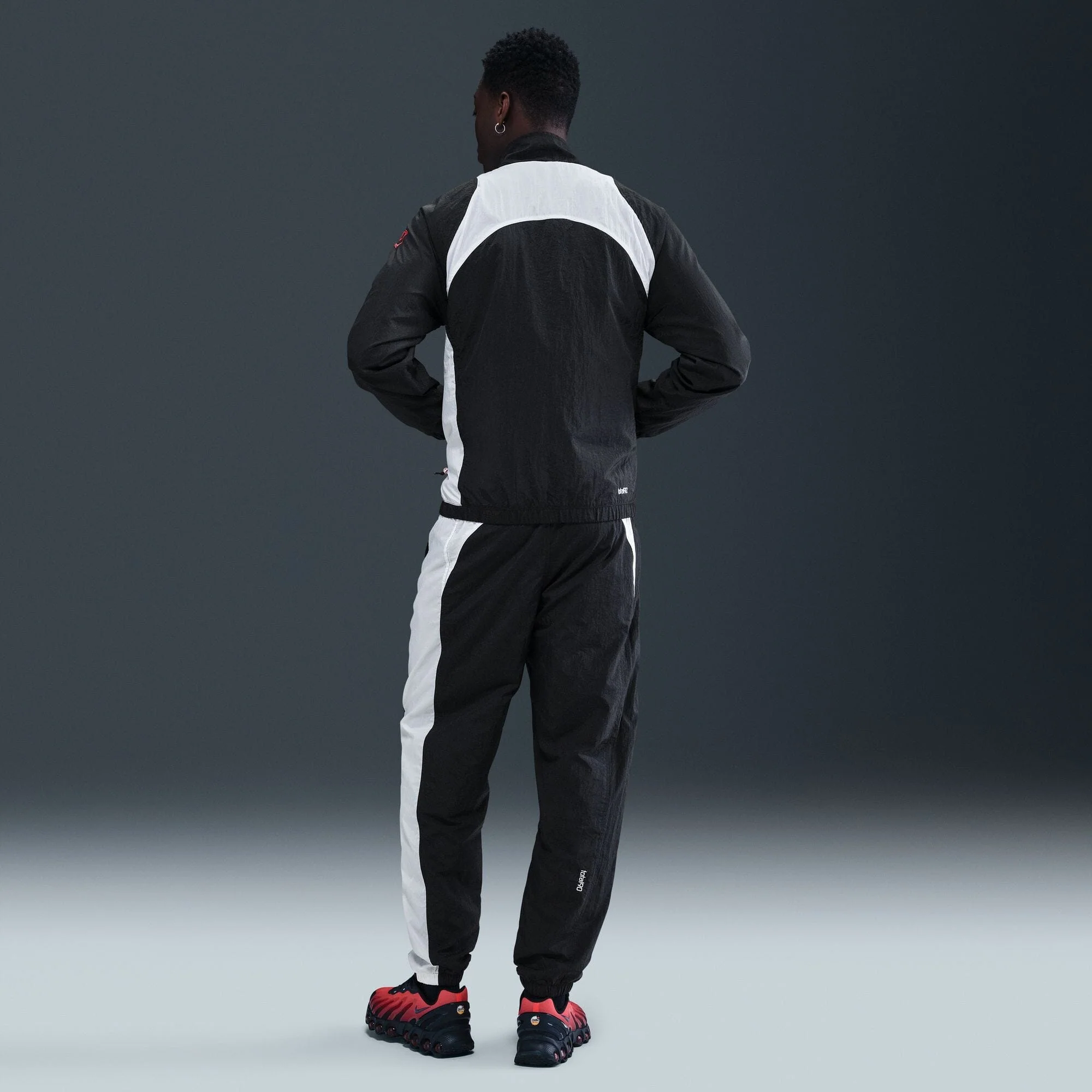 Paris Saint-Germain Men's Total 90 Track Jacket (HQ9739-010) - Image 9