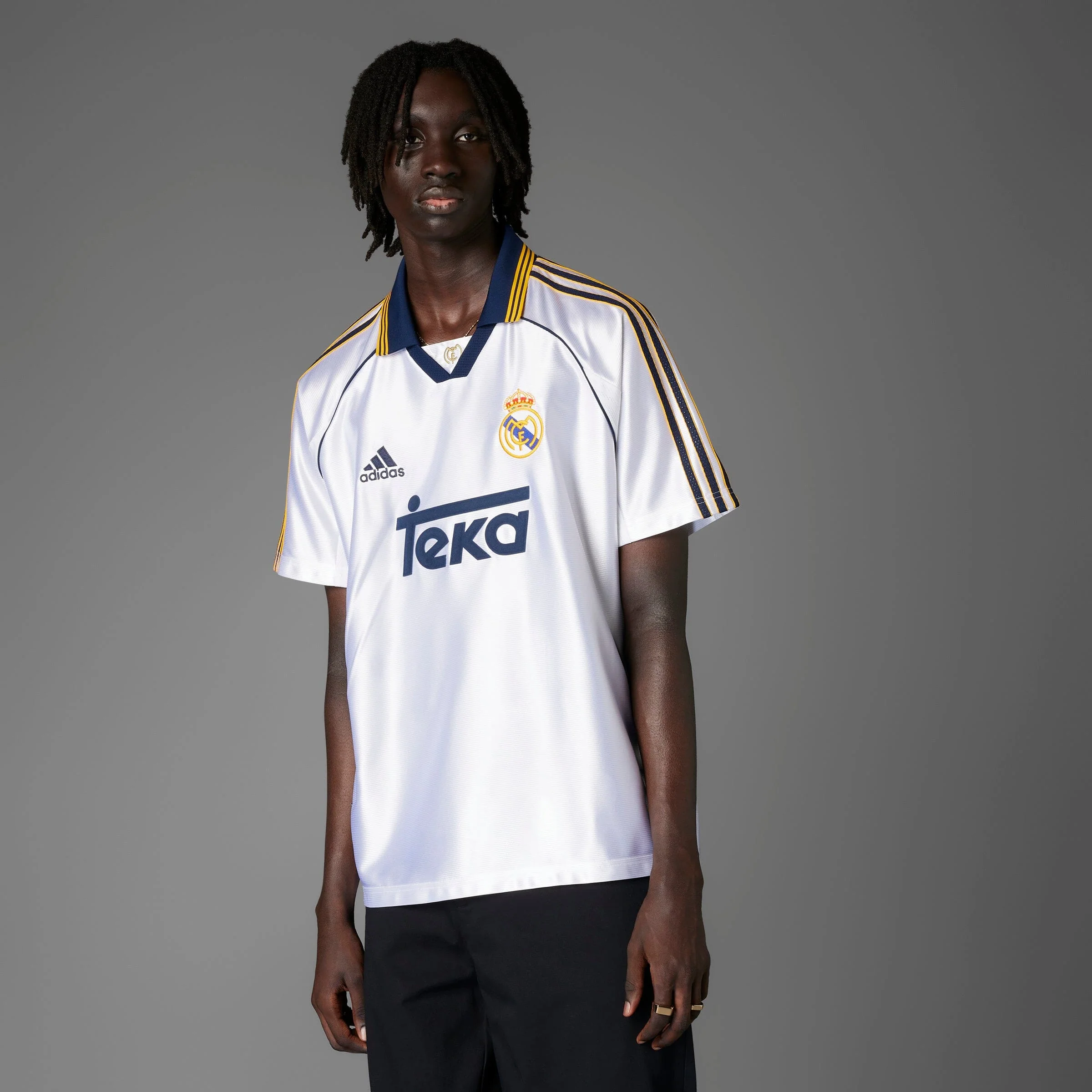 Real Madrid 1999/2000 Home Jersey - Special Edition (JJ3801) - Image 8