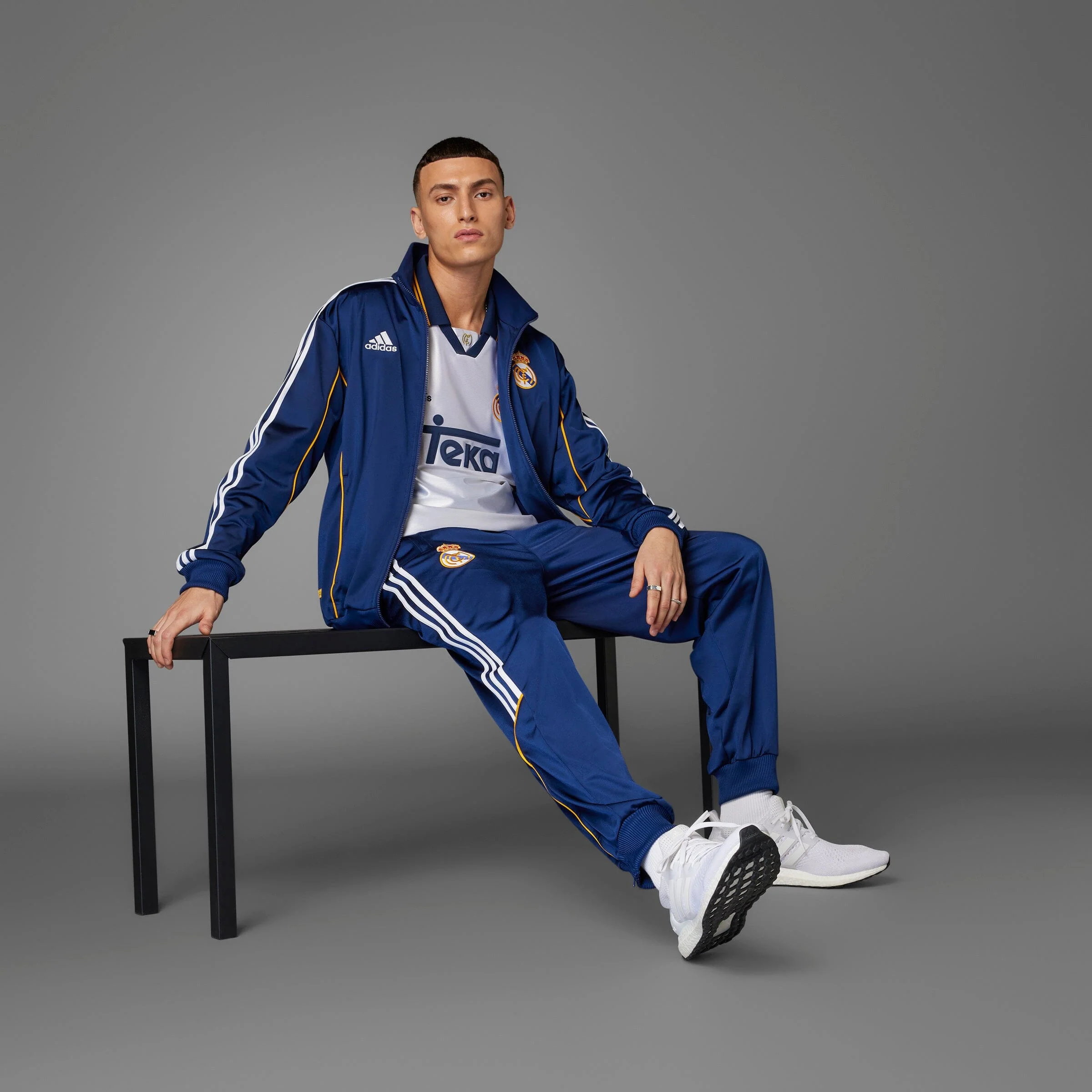 Real Madrid 1999/2000 Track Pants - Special Edition (JW1994) - Image 12
