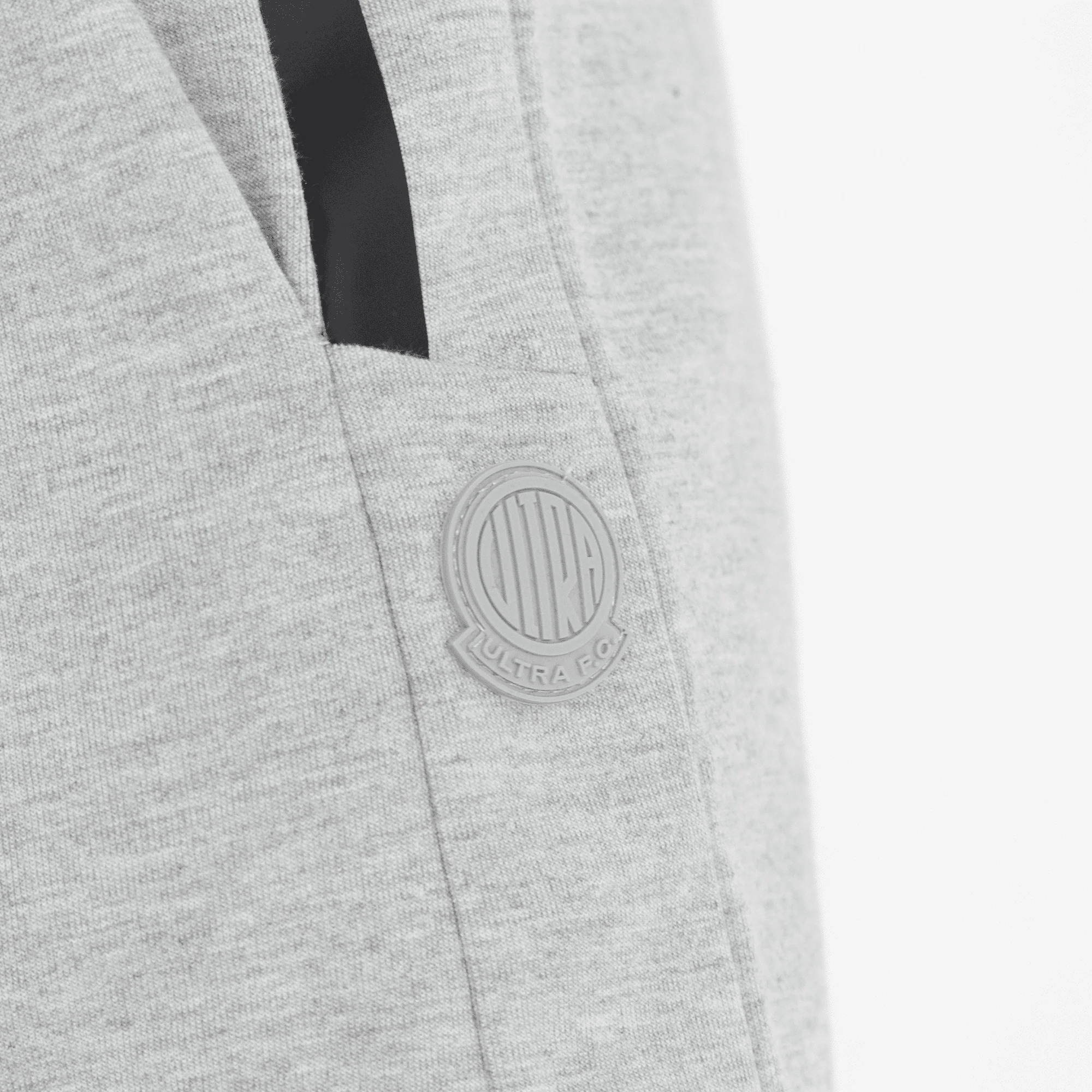 Ultra FC Player Fleece Short Adults (9631321-02) - Image 3