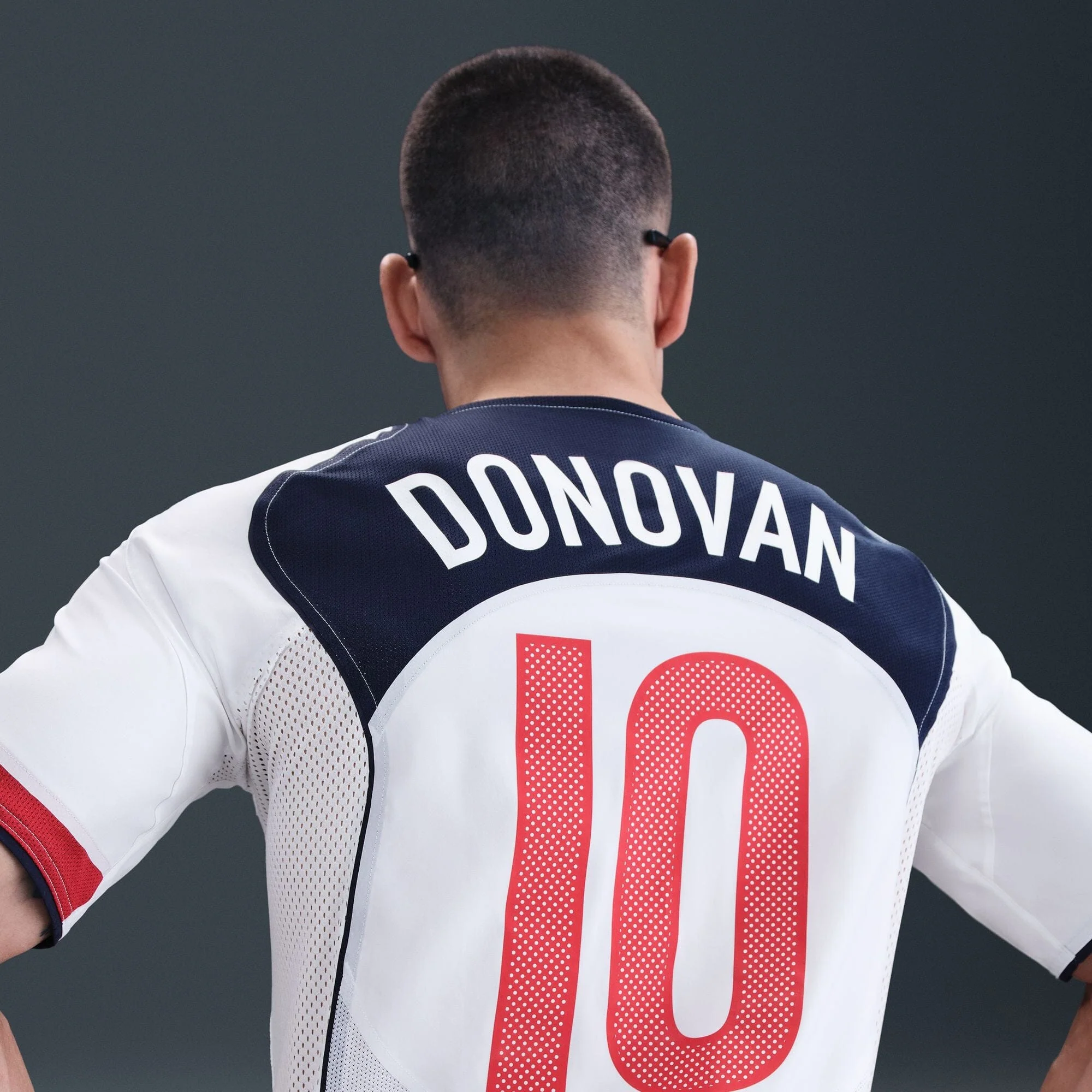 USA 2004 Total 90 Reissue Jersey #Donovan10 (IF2944-100) - Image 12