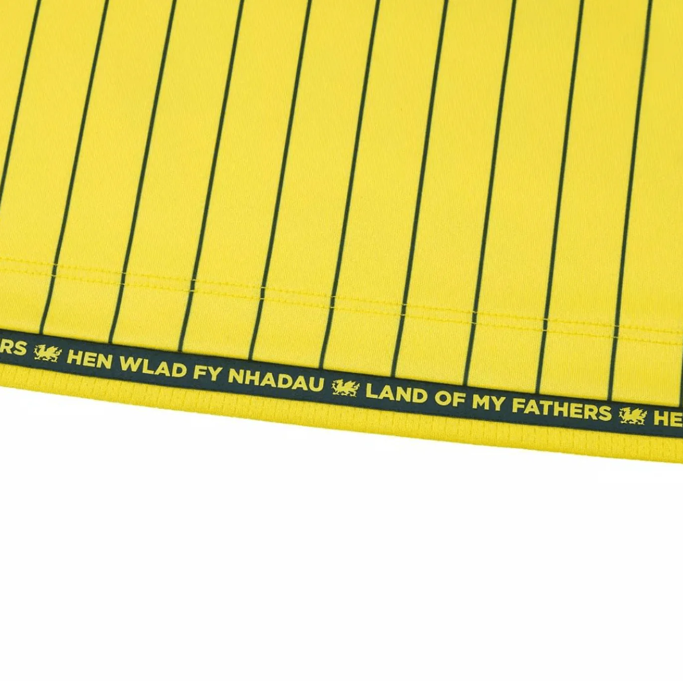 Wrexham AFC 25/26 Away Jersey (700128180001) - Image 4